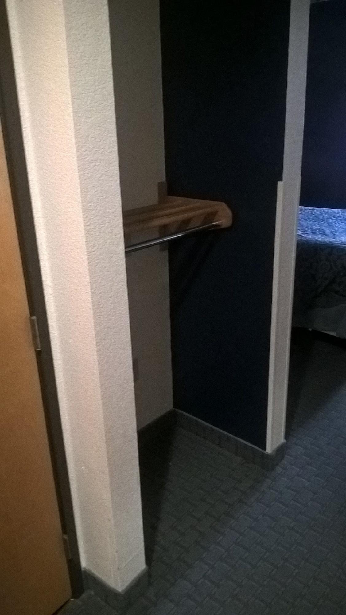 Days Inn & Suites By Wyndham Hutchinson Eksteriør billede